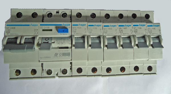 Arranging sequence of the devices for the Consumer Unit. The 2 Pole or the Double Pole MCB, the RCD and then the Single Pole MCBs